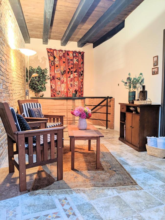 Private Courtyard Medieval Stone Home In Old Town Rovinj Eksteriør bilde